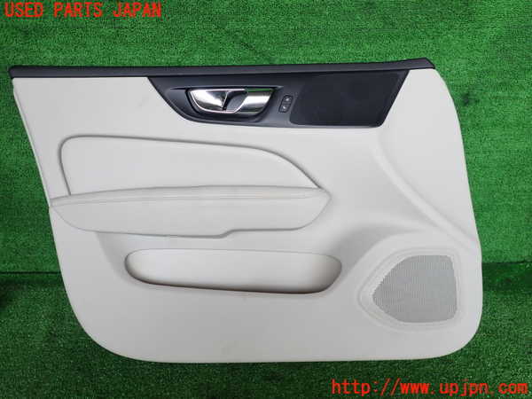 2UPJ-31451264]ボルボ・V60(ZB420)左前ドア内張り 中古_m0001.jpg