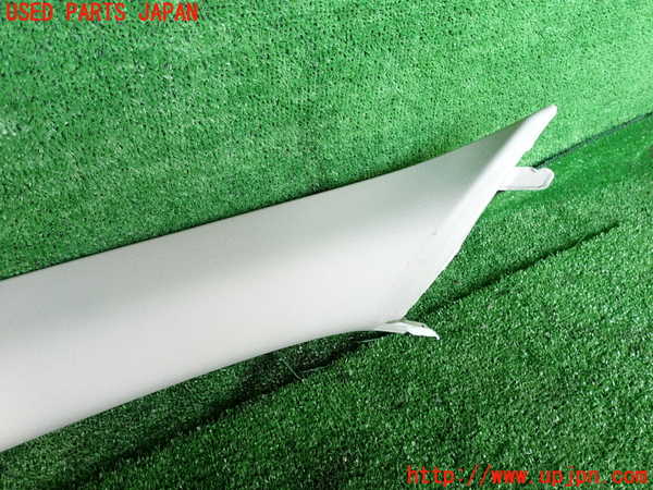 2UPJ-31457660]ボルボ・V60(ZB420)左フロントピラートリム 中古_m0002.jpg