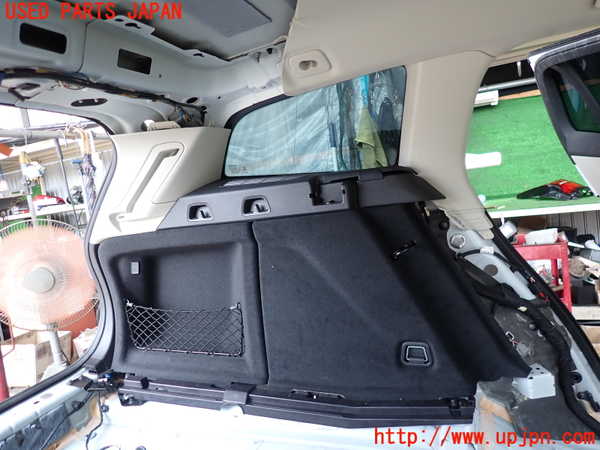 2UPJ-31457680]ボルボ・V60(ZB420)左リアピラートリム 中古_m0001.jpg