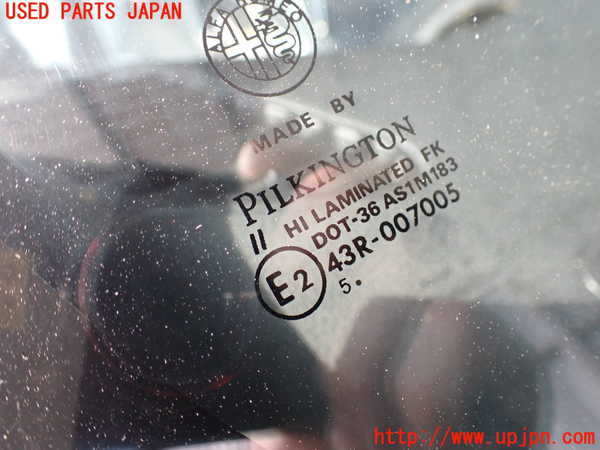 2UPJ-31461195]アルファロメオ・156 GTA(932AXB)フロントガラス (43R-007005 M183) 中古_m0004.jpg