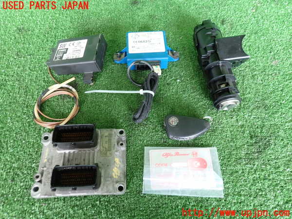 2UPJ-31466110]アルファロメオ・156 GTA(932AXB)エンジンコンピューター 中古_m0001.jpg