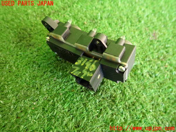 2UPJ-31466295]アルファロメオ・156 GTA(932AXB)フォグスイッチ 中古_m0002.jpg