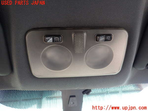 2UPJ-31466411]アルファロメオ・156 GTA(932AXB)ルームランプ1 (真中 1列目) 中古_m0001.jpg