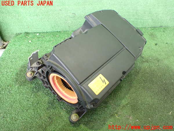 2UPJ-31472560]ベンツ SLK200 コンプレッサー(171442)エアクリーナーボックス 中古_m0002.jpg