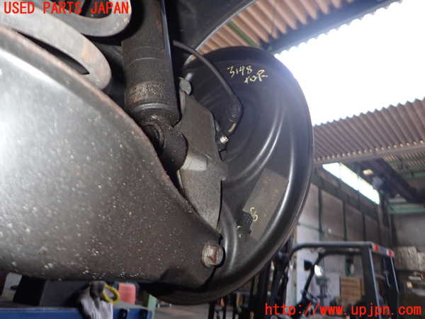 2UPJ-31484300]アウディ・TT クーペ(8JBUBF)右リアナックルハブ 中古_m0001.jpg