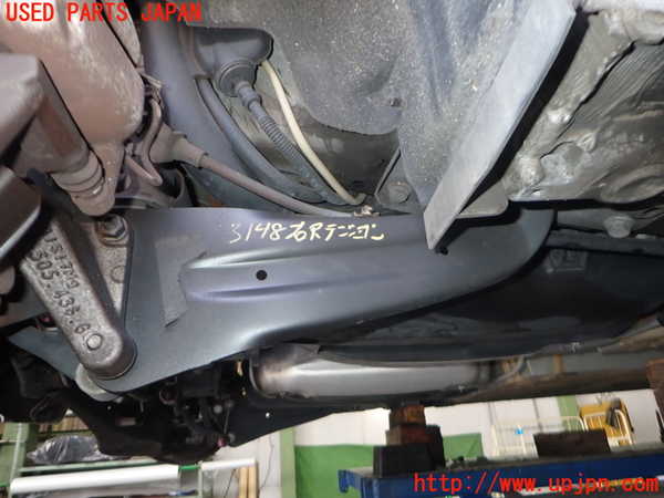 2UPJ-31485325]アウディ・TT クーペ(8JBUBF)右リアテンションロッド 中古_m0001.jpg