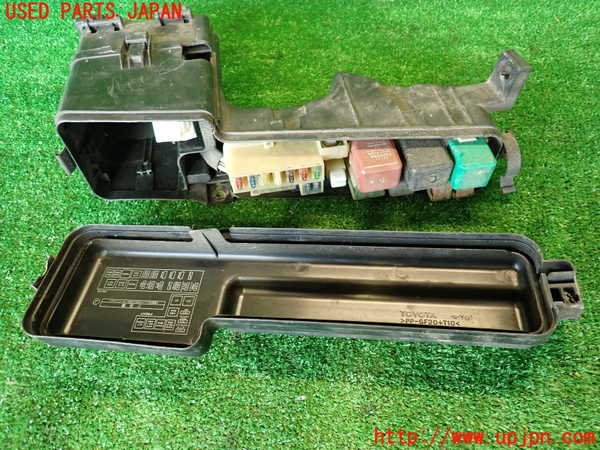 2UPJ-31496741]セリカ GT-FOUR(ST205)ヒューズボックス1 中古_m0005.jpg