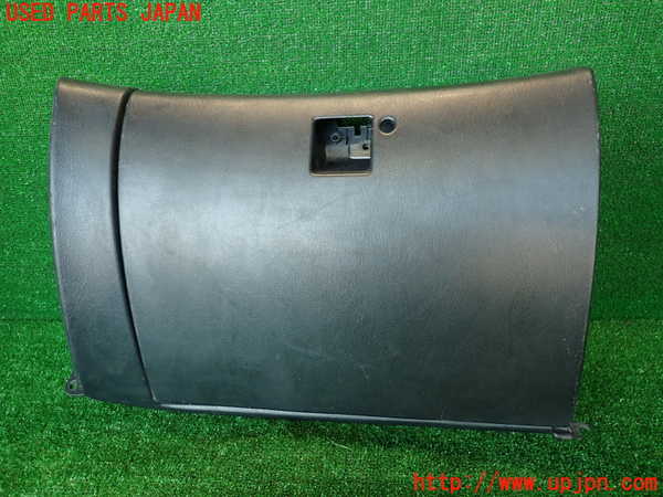 2UPJ-31497516]セリカ GT-FOUR(ST205)グローブボックス1 中古_m0001.jpg