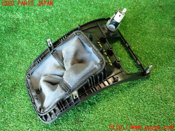 2UPJ-31497575]セリカ GT-FOUR(ST205)シフトブーツ 中古_m0004.jpg