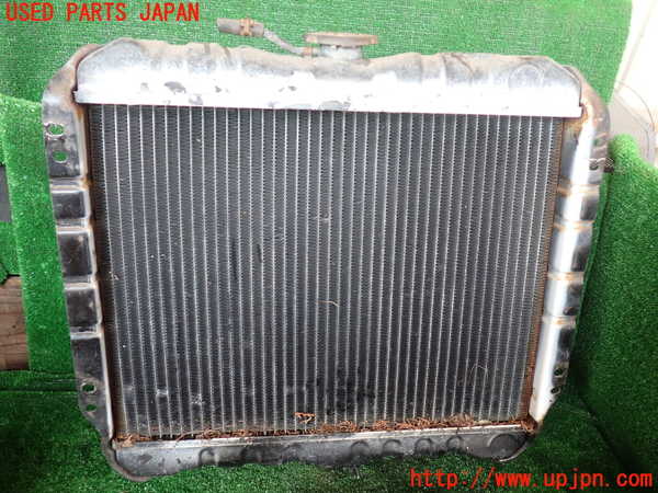 1UPJ-31502321]三菱ジープ(J53)ラジエーター1 中古_m0003.jpg
