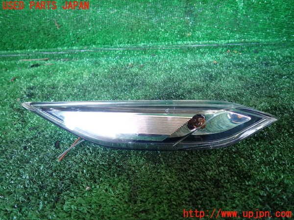 1UPJ-31511162]ポルシェ・カイエン(92AM5502)左ウィンカーレンズ 中古_m0001.jpg