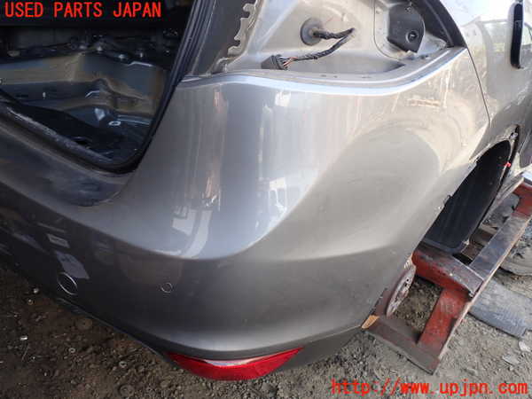 1UPJ-31511610]ポルシェ・カイエン(92AM5502)リアバンパー 中古_m0003.jpg