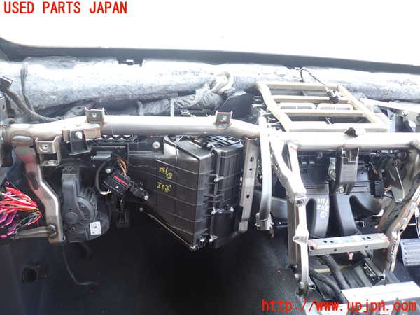 1UPJ-31516081]ポルシェ・カイエン(92AM5502)エバポレーター1 中古_m0001.jpg