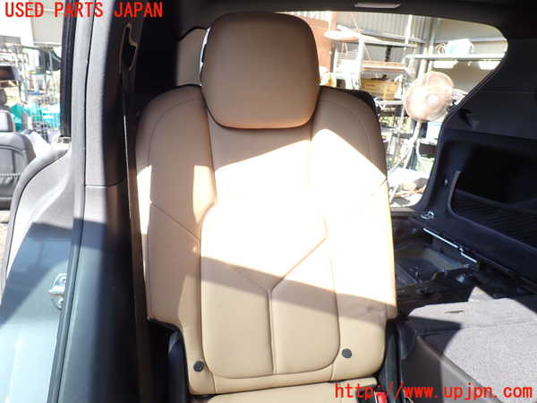 1UPJ-31517145]ポルシェ・カイエン(92AM5502)右2列目シート 中古_m0002.jpg