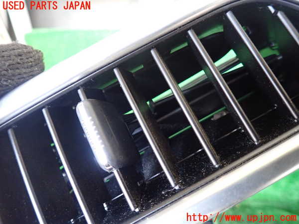 1UPJ-31517528]ポルシェ・カイエン(92AM5502)エアコン吹き出し口3 (真中) 中古_m0002.jpg