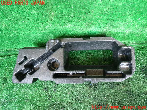 1UPJ-31517773]ポルシェ・カイエン(92AM5502)ラゲッジトレイ3 中古_m0001.jpg