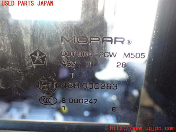 1UPJ-31521260]ジープ・ラングラー アンリミテッド(JK36L)左前ドア 中古 MOPAR M505 43R-000263_m0005.jpg