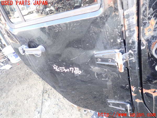 1UPJ-31521290]ジープ・ラングラー アンリミテッド(JK36L)右後ドア ジャンク MOPAR M513 43R-000265_m0002.jpg