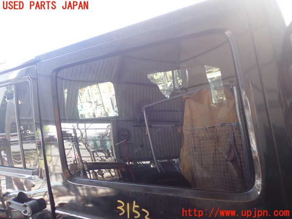 1UPJ-31521382]ジープ・ラングラー アンリミテッド(JK36L)左クォーターガラス 中古 MOPAR M513 43R-000265_m0001.jpg