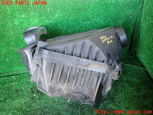 5UPJ-31522560]ジープ・ラングラー アンリミテッド(JK36L)エアクリーナーボックス 中古_m0001.jpg
