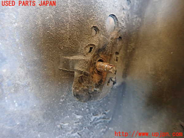 1UPJ-31531454]ハイラックスサーフ N130系 4ドア(VZN130G)右リアマッドガード(泥除け) 中古_m0004.jpg
