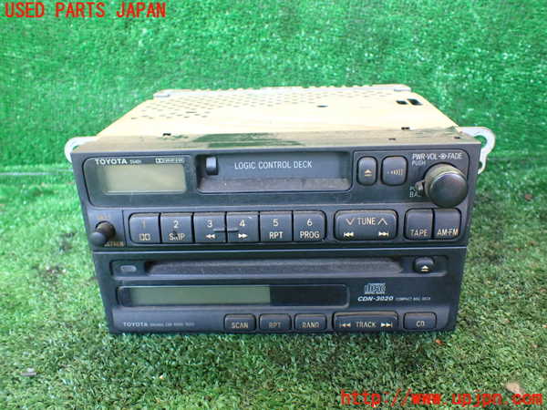 1UPJ-31536495]ハイラックスサーフ N130系 4ドア(VZN130G)CD&カセットプレイヤー 中古_m0001.jpg