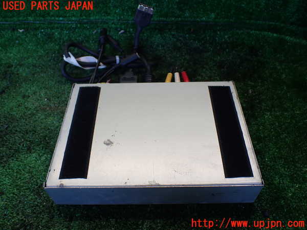 1UPJ-31536660]ハイラックスサーフ N130系 4ドア(VZN130G)TVチューナー 中古_m0003.jpg