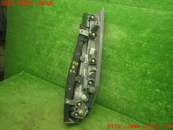 1UPJ-31551536]ヴォクシー(ノア)(ZRR80W)左テールランプ ジャンク_m0002.jpg