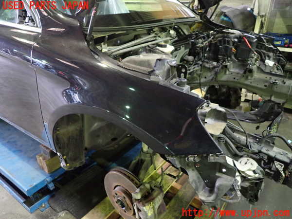 1UPJ-31561080]ボルボ・XC60(DB4204TXC)右前フェンダー 中古_m0001.jpg