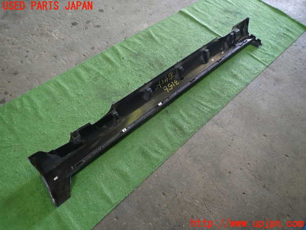 1UPJ-31561390]ボルボ・XC60(DB4204TXC)右サイドステップ 中古_m0004.jpg