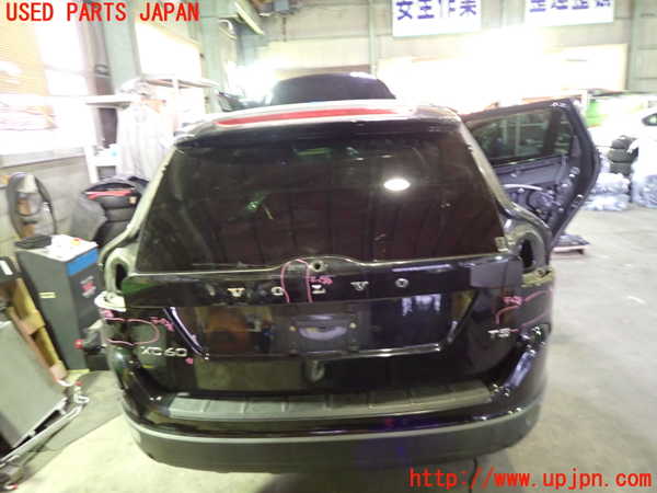 5UPJ-31561566]ボルボ・XC60(DB4204TXC)バックドア リアゲート ハッチ 43R-001090 中古_m0001.jpg
