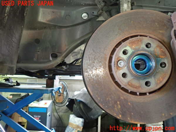 1UPJ-31564290]ボルボ・XC60(DB4204TXC)右フロントナックルハブ 中古_m0003.jpg