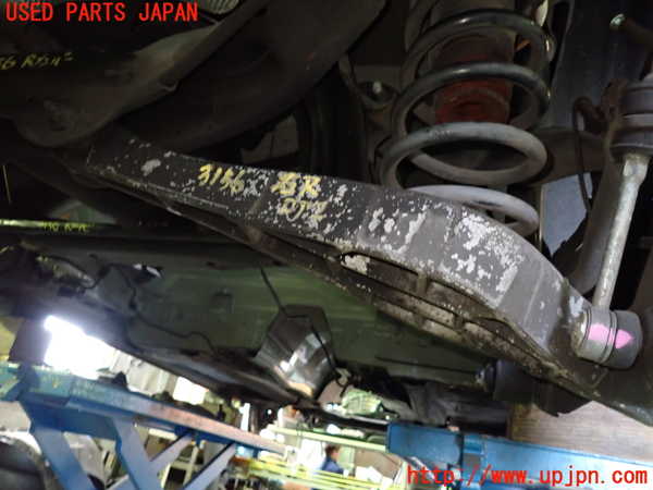 1UPJ-31565205]ボルボ・XC60(DB4204TXC)右リアロアアーム2 中古_m0001.jpg