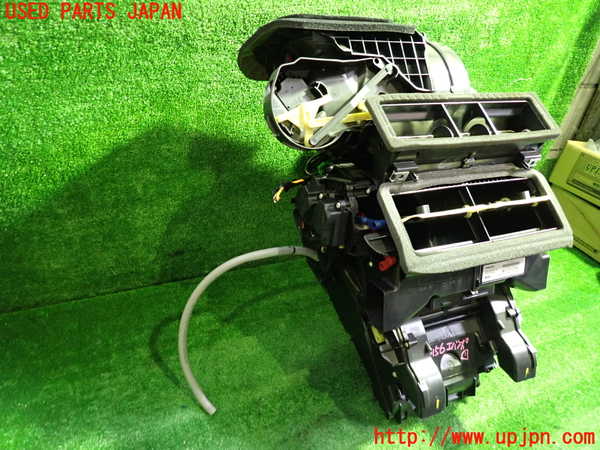 1UPJ-31566081]ボルボ・XC60(DB4204TXC)エバポレーター1 中古_m0004.jpg