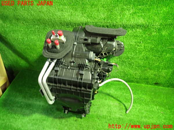 1UPJ-31566081]ボルボ・XC60(DB4204TXC)エバポレーター1 中古_m0005.jpg