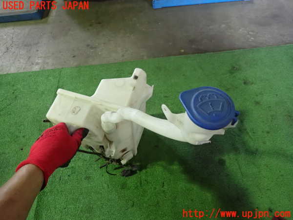 1UPJ-31566791]ボルボ・XC60(DB4204TXC)ウォッシャータンク1 中古_m0002.jpg