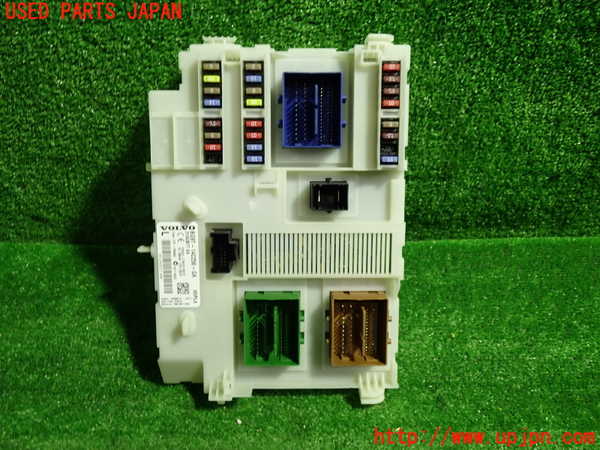 5UPJ-31566147]ボルボ・XC60(DB4204TXC)コンピューター2 31343677 AA ECU コントロールモジュール 中古_m0001.jpg