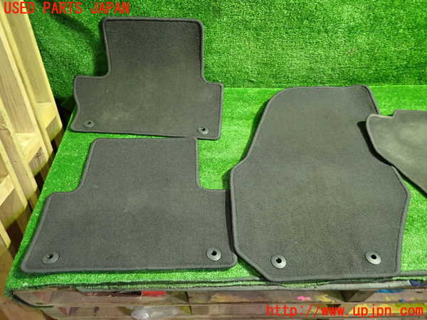 1UPJ-31567800]ボルボ・XC60(DB4204TXC)フロアマット 中古_m0003.jpg