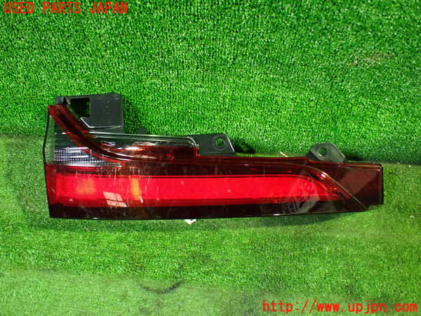 1UPJ-31571552]ノア(ヴォクシー)(MZRA90W)左リアフィニッシャー 中古_m0001.jpg