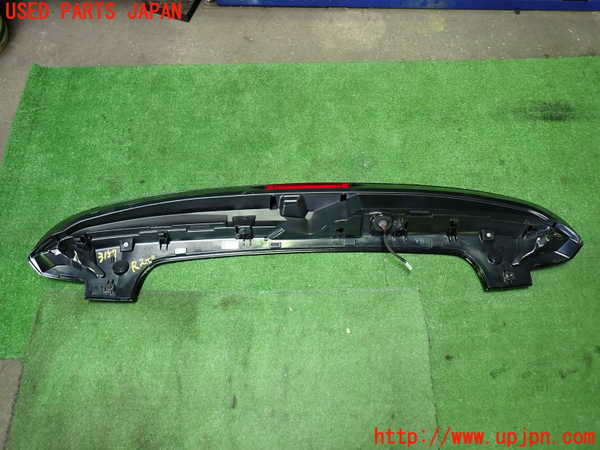 1UPJ-31571520]ノア(ヴォクシー)(MZRA90W)リアスポイラー 中古_m0004.jpg