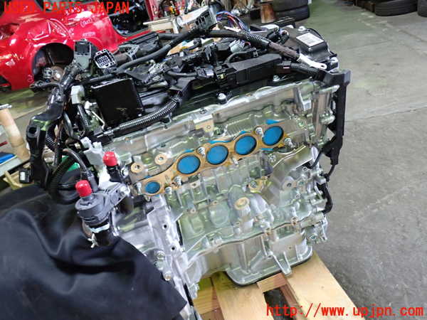 1UPJ-31572010]ノア(ヴォクシー)(MZRA90W)エンジン M20A-FSK 中古_m0002.jpg