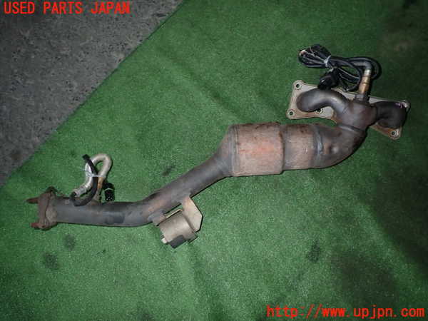 1UPJ-31582661]BMW X1 E84(VL25)触媒1 中古_m0001.jpg