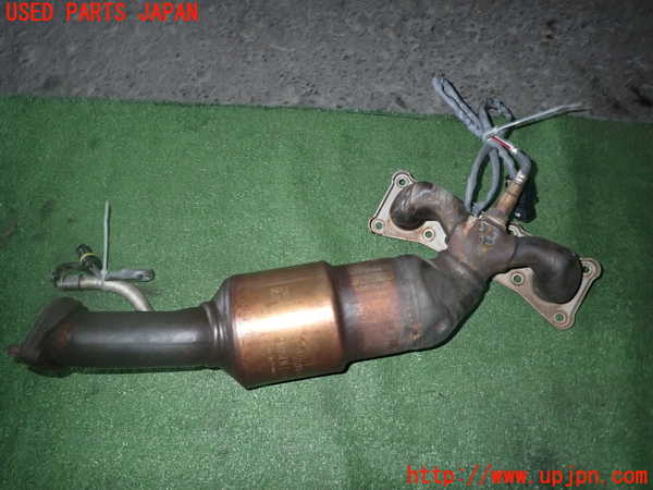 1UPJ-31582662]BMW X1 E84(VL25)触媒2 中古_m0001.jpg