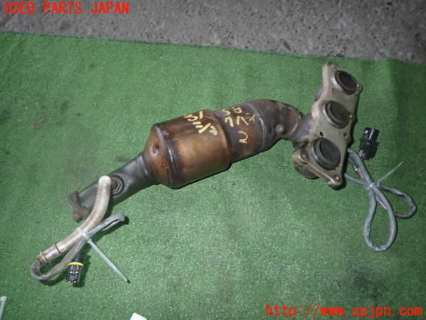 1UPJ-31582662]BMW X1 E84(VL25)触媒2 中古_m0002.jpg