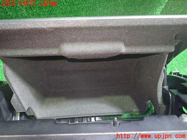 1UPJ-31587516]BMW X1 E84(VL25)グローブボックス1 中古_m0005.jpg