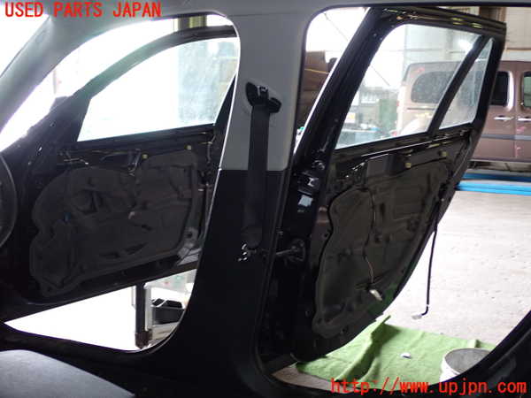 1UPJ-31587665]BMW X1 E84(VL25)右センターピラートリム 中古_m0001.jpg