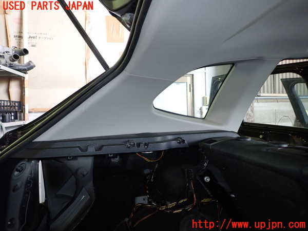 1UPJ-31587680]BMW X1 E84(VL25)左リアピラートリム 中古_m0001.jpg