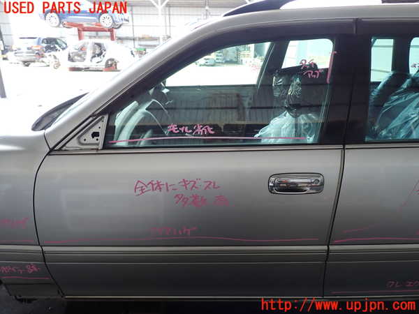 2UPJ-31591260]クラウン エステート(JZS171W)左前ドア (M505) 中古_m0001.jpg