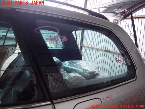 2UPJ-31591382]クラウン エステート(JZS171W)左クォーターガラス (M3Y8) 中古_m0001.jpg
