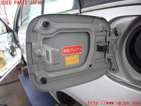 2UPJ-31591690]クラウン エステート(JZS171W)フューエルリッド 中古_m0003.jpg